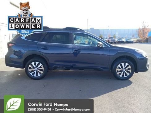 Used 2025 Subaru Outback Premium image 2