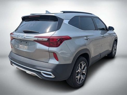 Used 2023 Kia Seltos EX AWD/4WD image 4