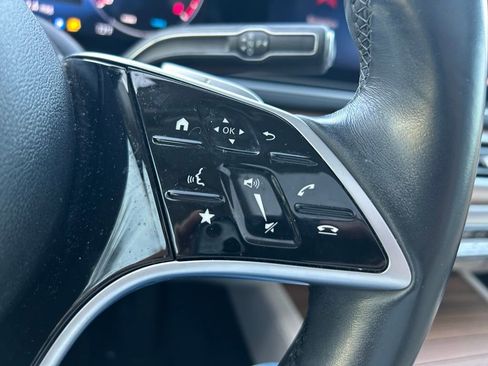 Used 2024 Mercedes-Benz GLS 450 4MATIC image 20