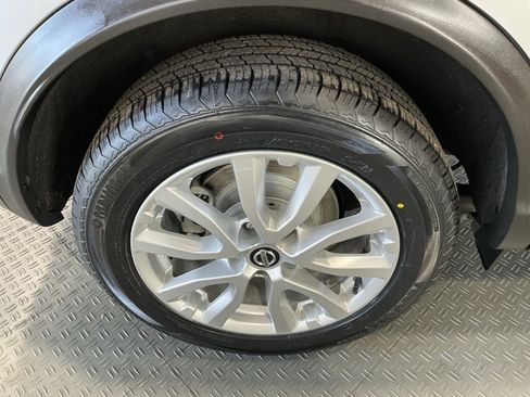 Used 2021 Nissan Rogue Sport S image 36