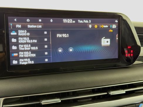 Used 2024 Hyundai Palisade Calligraphy image 17