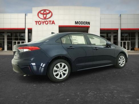 New 2026 Toyota Corolla LE FWD image 6