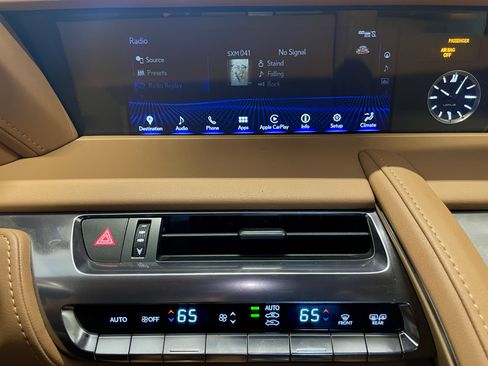 Used 2021 Lexus LC 500 Convertible w/ Cold Area Package image 18