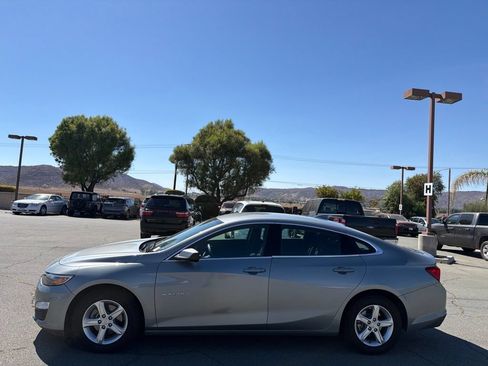 Used 2024 Chevrolet Malibu LT FWD image 9