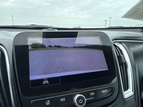 Used 2024 Chevrolet Malibu LT FWD image 16
