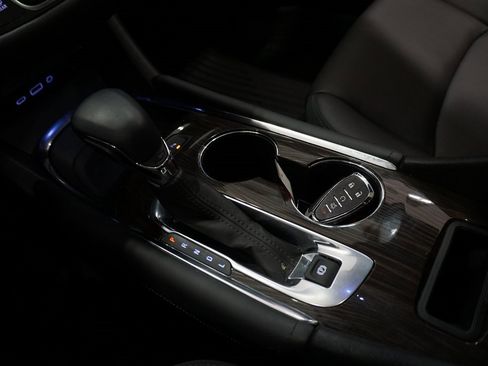 Certified 2023 Chevrolet Malibu LT w/ Driver Confidence Package image 16