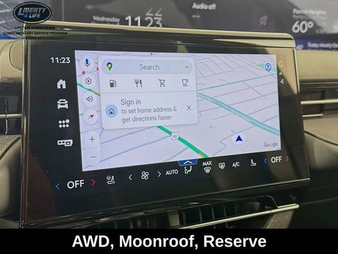 Used 2024 Lincoln Nautilus Reserve w/ Equipment Group 202A image 13