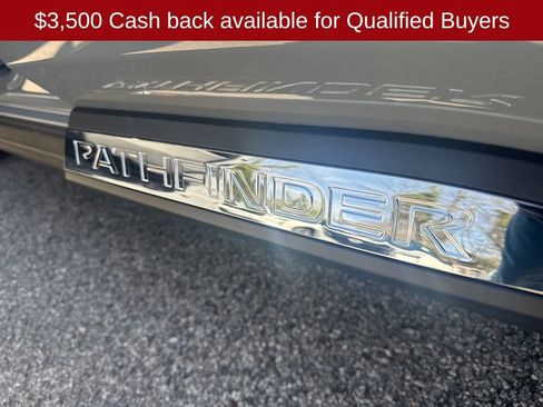 New 2026 Nissan Pathfinder Platinum image 33