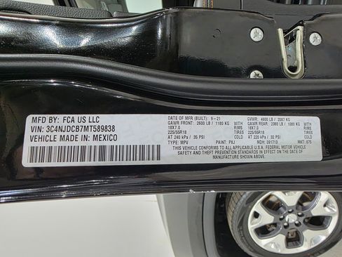 Used 2021 Jeep Compass Limited w/ Sun and Sound Group image 44