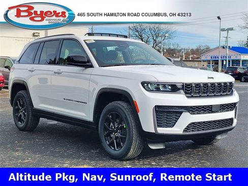New 2026 Jeep Grand Cherokee Laredo image 1
