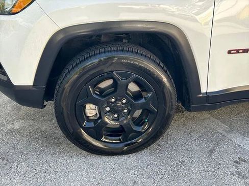 Certified 2023 Jeep Compass Trailhawk AWD/4WD image 28