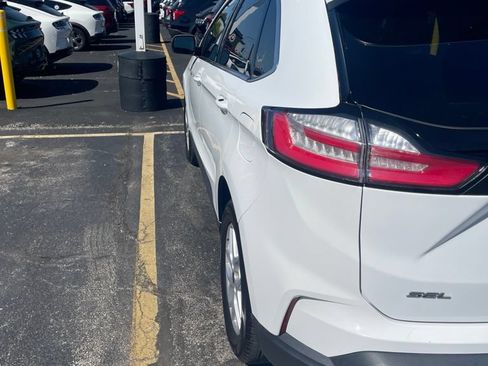 Used 2024 Ford Edge SEL AWD/4WD image 4