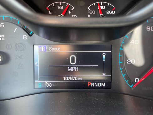Used 2016 Chevrolet Colorado Z71 AWD/4WD image 2