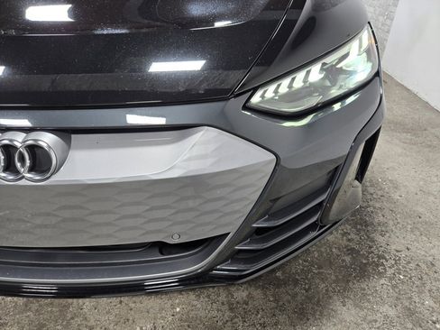 Used 2022 Audi e-tron GT Premium Plus image 6