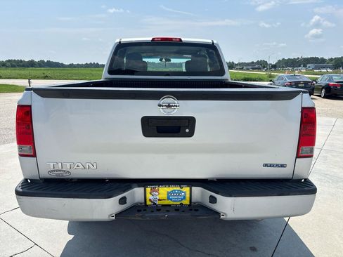 Used 2014 Nissan Titan S RWD image 5