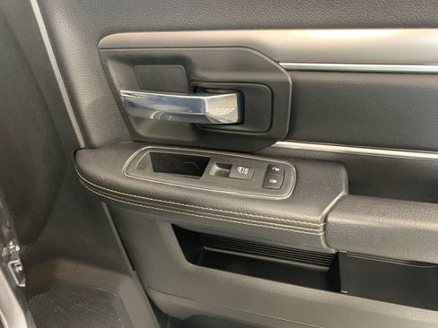 Used 2022 RAM 1500 Warlock AWD/4WD image 37