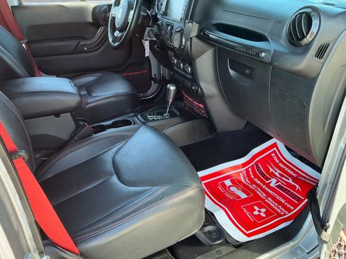 Used 2018 Jeep Wrangler Unlimited Rubicon image 20