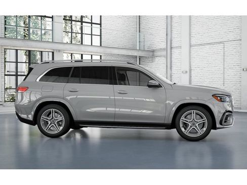 New 2026 Mercedes-Benz GLS 450 4MATIC image 15