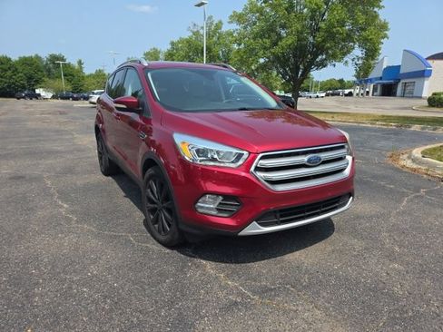 Used 2017 Ford Escape Titanium FWD image 1
