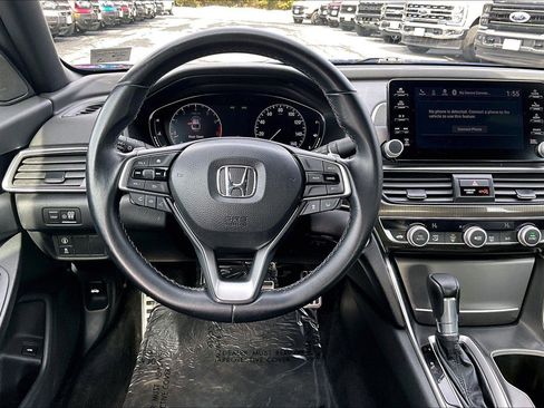 Used 2018 Honda Accord Sport image 5