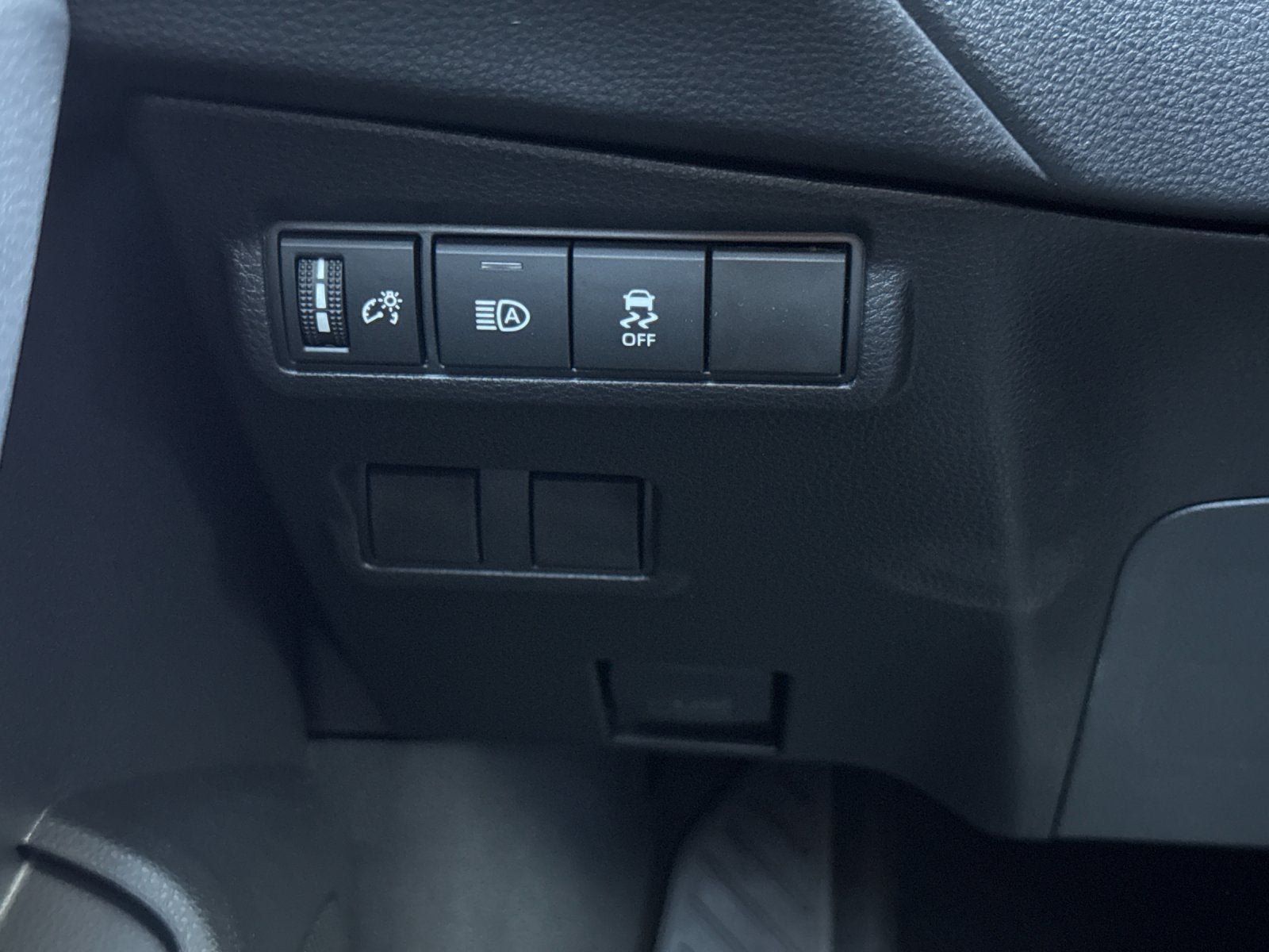 New 2026 Toyota Corolla Cross LE FWD image 64