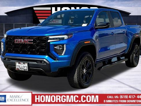 Used 2023 GMC Canyon Elevation w/ Elevation Premium Package AWD/4WD image 3