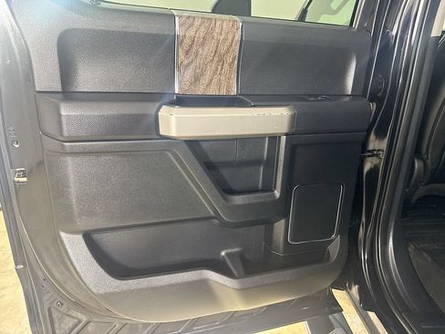 Used 2019 Ford F350 Lariat AWD/4WD image 22