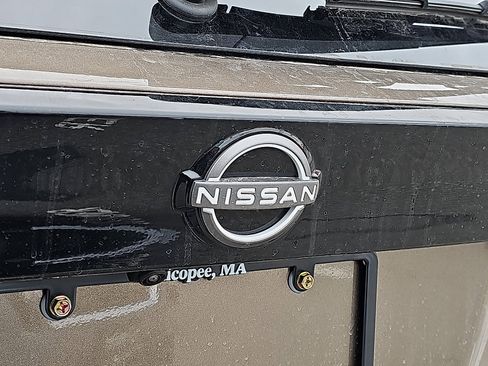 New 2026 Nissan Kicks SR w/ Cold Weather Package image 18