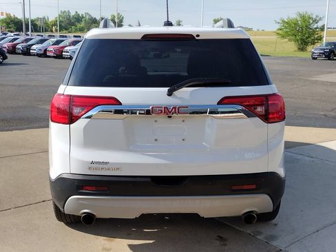 Used 2017 GMC Acadia SLE w/ Driver Alert Package I FWD image 6