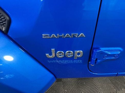 Used 2021 Jeep Wrangler Unlimited Sahara w/ Cold Weather Group image 10