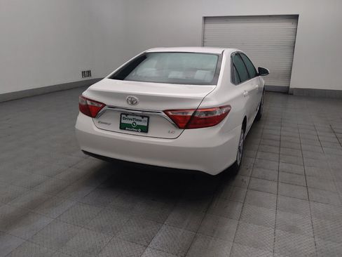 Used 2015 Toyota Camry LE FWD image 9