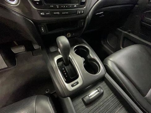 Used 2017 Honda Ridgeline RTL-T image 15