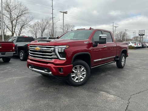 Used 2024 Chevrolet Silverado 3500 High Country image 3