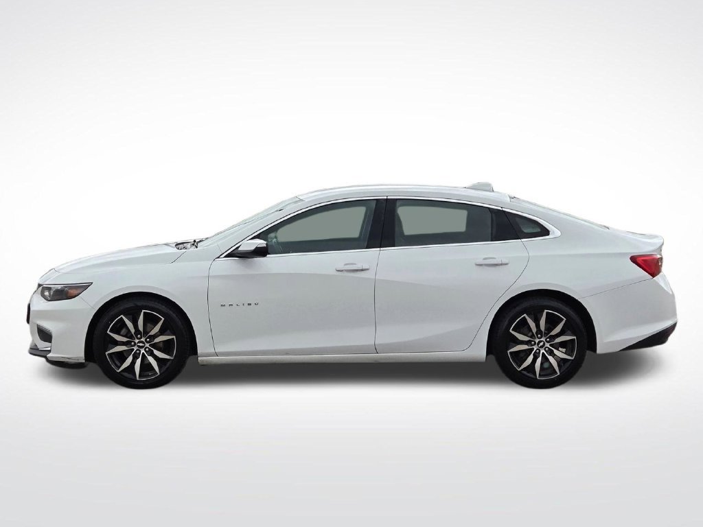 Used 2017 Chevrolet Malibu LT FWD image 40