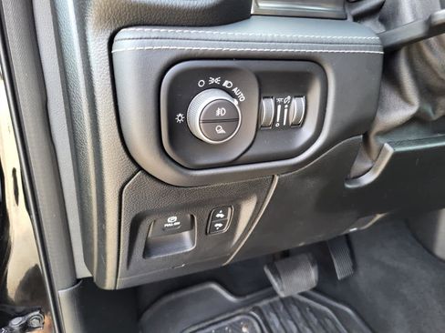 Used 2019 RAM 1500 Limited w/ Advanced Safety Group image 17