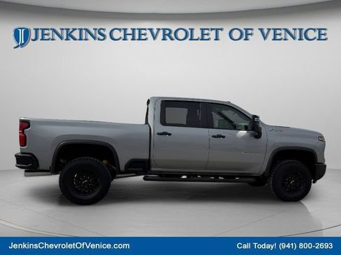 New 2026 Chevrolet Silverado 2500 ZR2 AWD/4WD image 3