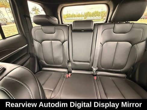 New 2026 Jeep Grand Cherokee Limited w/ Luxury Tech Group II RWD image 23