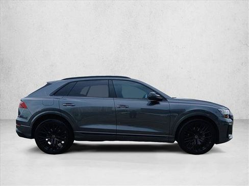 Used 2025 Audi SQ8 Prestige AWD/4WD image 4