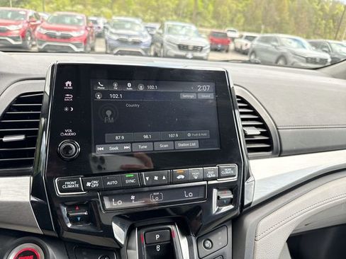 Used 2023 Honda Odyssey EX-L image 14
