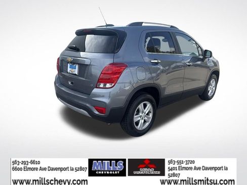 Used 2019 Chevrolet Trax LT w/ LT Convenience Package AWD/4WD image 5