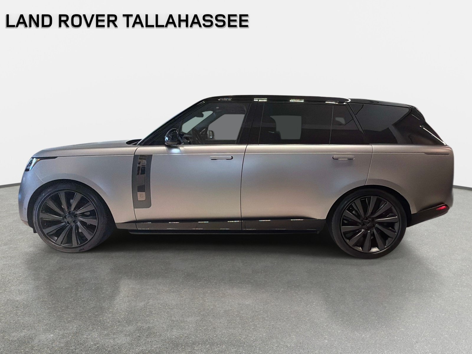 New 2026 Land Rover Range Rover SV AWD/4WD image 8