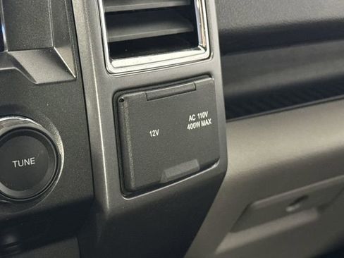 Used 2015 Ford F150 XLT w/ Equipment Group 302A Luxury image 17