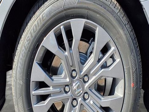 New 2026 Honda Odyssey Touring image 11