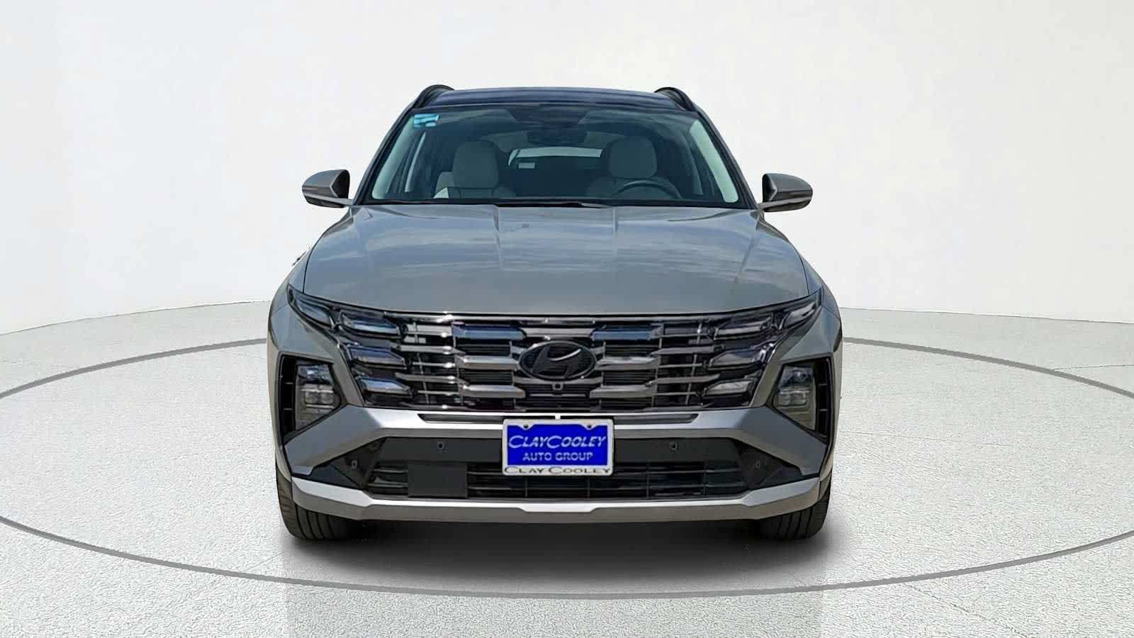 New 2026 Hyundai Tucson Limited FWD image 2