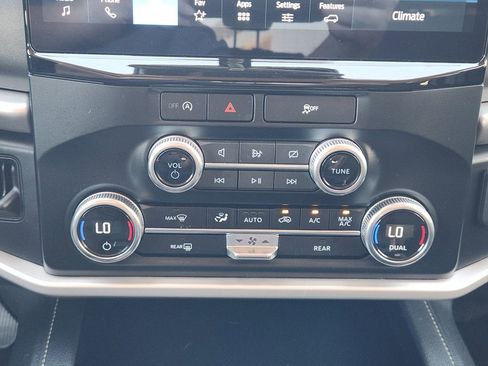 Certified 2024 Ford Expedition XL image 18