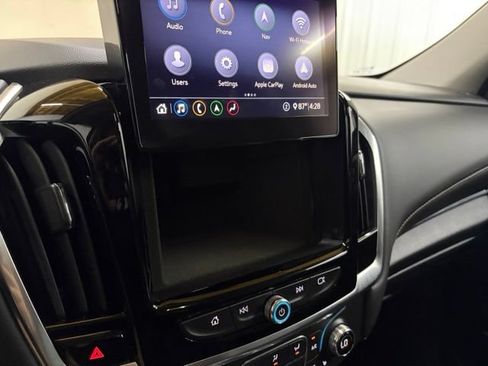 Used 2021 Chevrolet Traverse LT w/ LT Premium Package AWD/4WD image 83