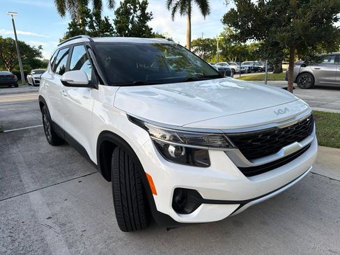 Used 2022 Kia Seltos S FWD image 5