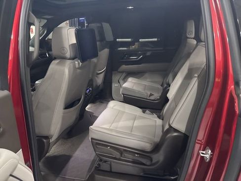 Used 2025 GMC Yukon XL Elevation w/ Elevation Premium Package image 26