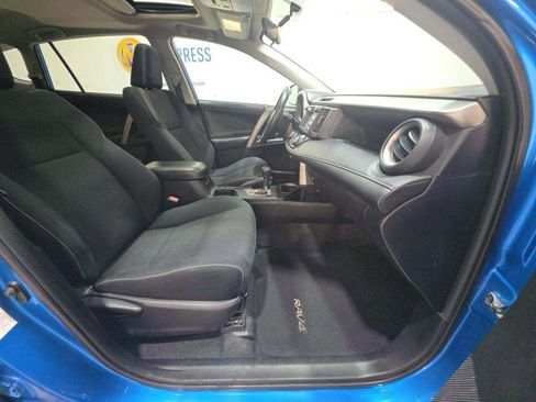 Used 2016 Toyota RAV4 XLE FWD image 8