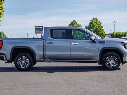 Used 2025 GMC Sierra 1500 SLT AWD/4WD image 5